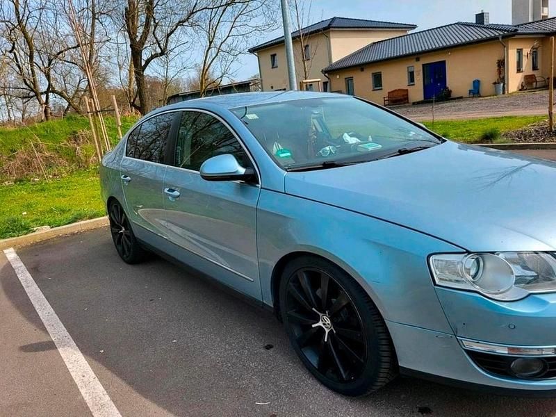 Gebraucht VW Passat 200 PS (147 kW) 2006 Blau Limousine