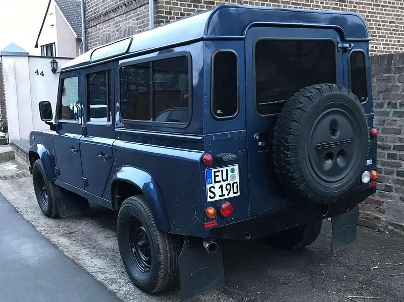 Gebraucht Land Rover Defender SE 122 PS (89 kW) 2008 Blau Kombi
