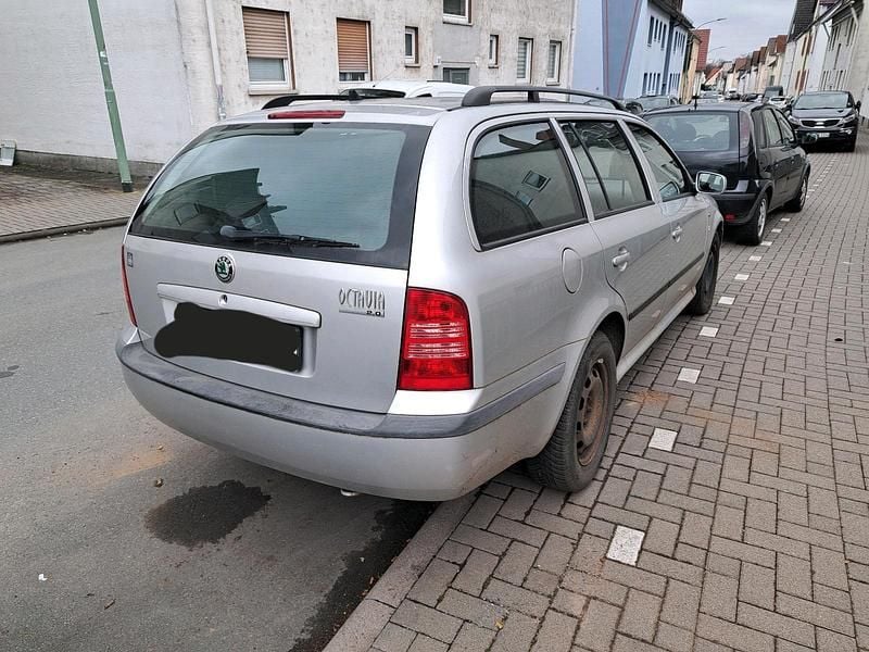 Gebraucht Skoda Octavia 116 PS (85 kW) 2003 Silber Kombi