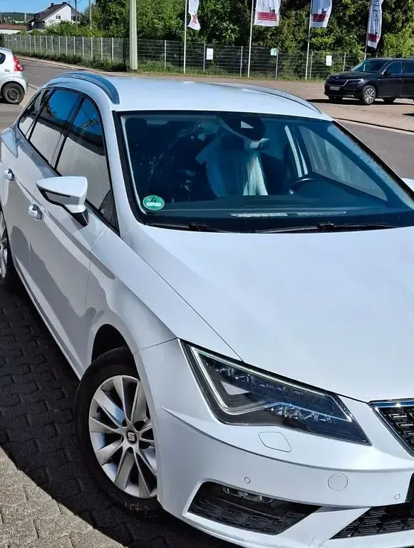 Usata Seat Leon 116 CV (85 kW) 2018 Bianco Berlina