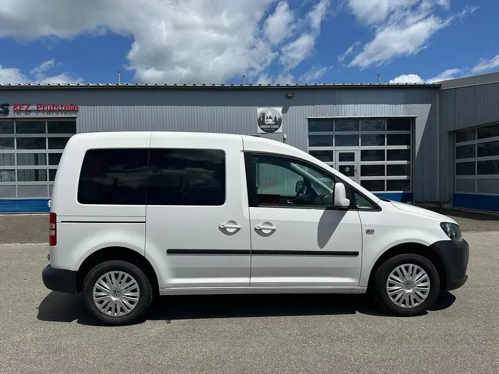 Gebraucht VW Caddy 75 PS (55 kW) 2013 Weiß Van / Kleinbus