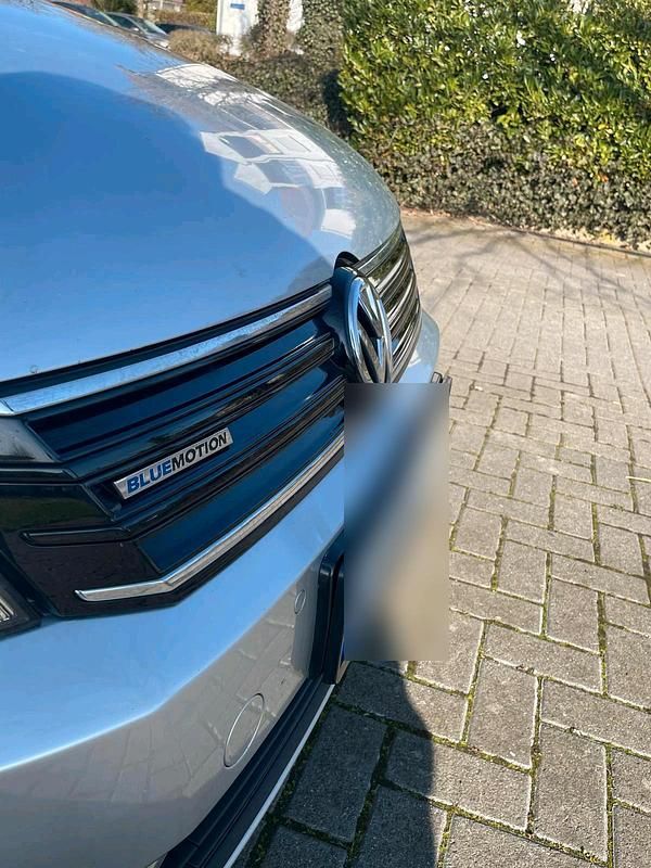 Gebraucht VW Passat 105 PS (77 kW) 2012 Grau Kombi