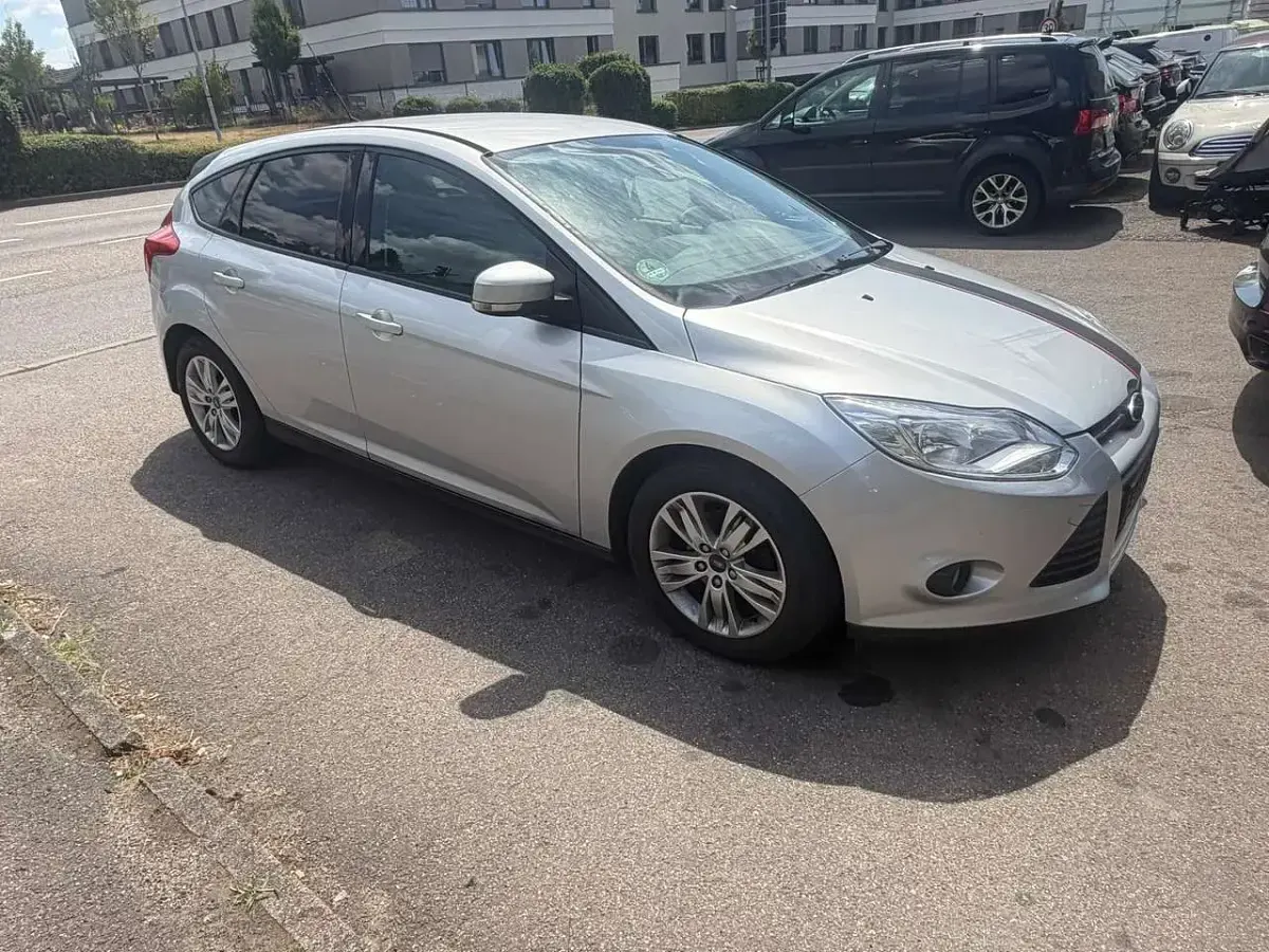 Gebraucht Ford Focus Titanium 101 PS (74 kW) 2012 Limousine