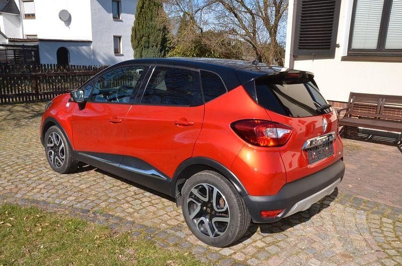Gebraucht Renault Captur 120 PS (88 kW) 2015 Rot SUV
