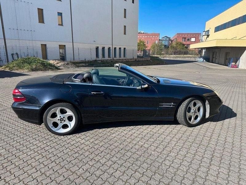 Schwarz Gebraucht 2005 Mercedes SL350 Edition Cabrio | 22.950 € (Etwas zu teuer) - Bild 1/4