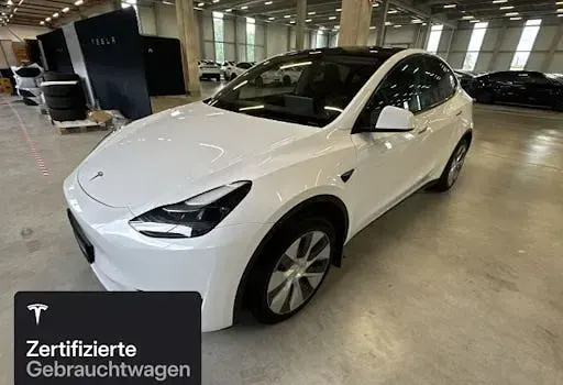 Gebraucht Tesla Model Y RWD 188 kW (256 PS) 2023 Weiß SUV