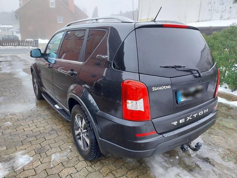 Gebraucht Ssangyong (KGM) Rexton Sapphire 178 PS (130 kW) 2017 SUV