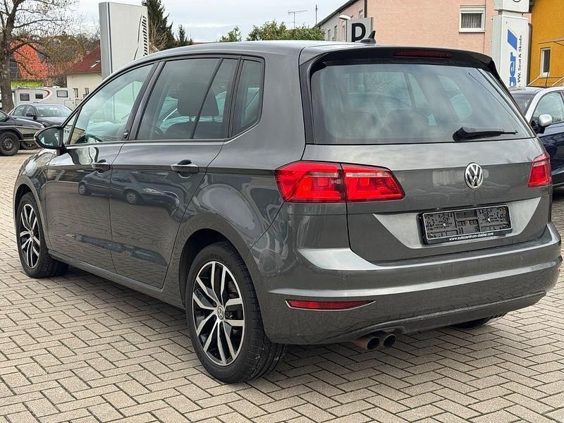 Gebraucht VW Golf Sportsvan Sound 150 PS (110 kW) 2017 Grau Van / Kleinbus