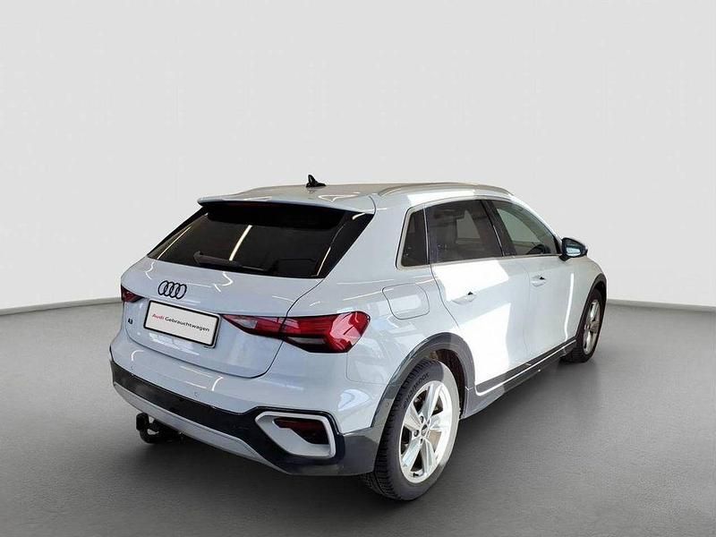 Gebraucht Audi A3 Ambiente 150 PS (110 kW) 2025 Weiß Limousine