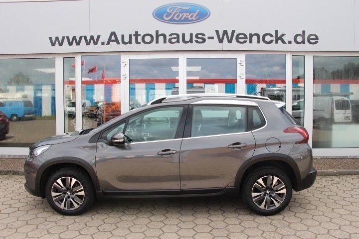Grau Gebraucht 2019 Peugeot 2008 Allure SUV | 10.970 € (Guter Preis) - Bild 1/4