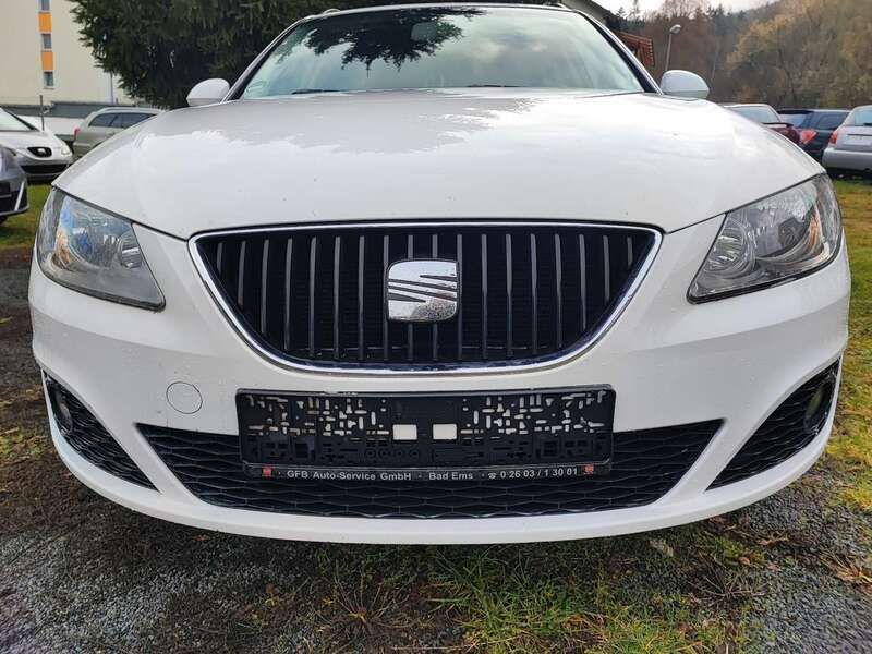 Candyweiß Gebraucht 2010 Seat Exeo Style Kombi | 5.600 € (Fairer Preis) - Bild 1/4
