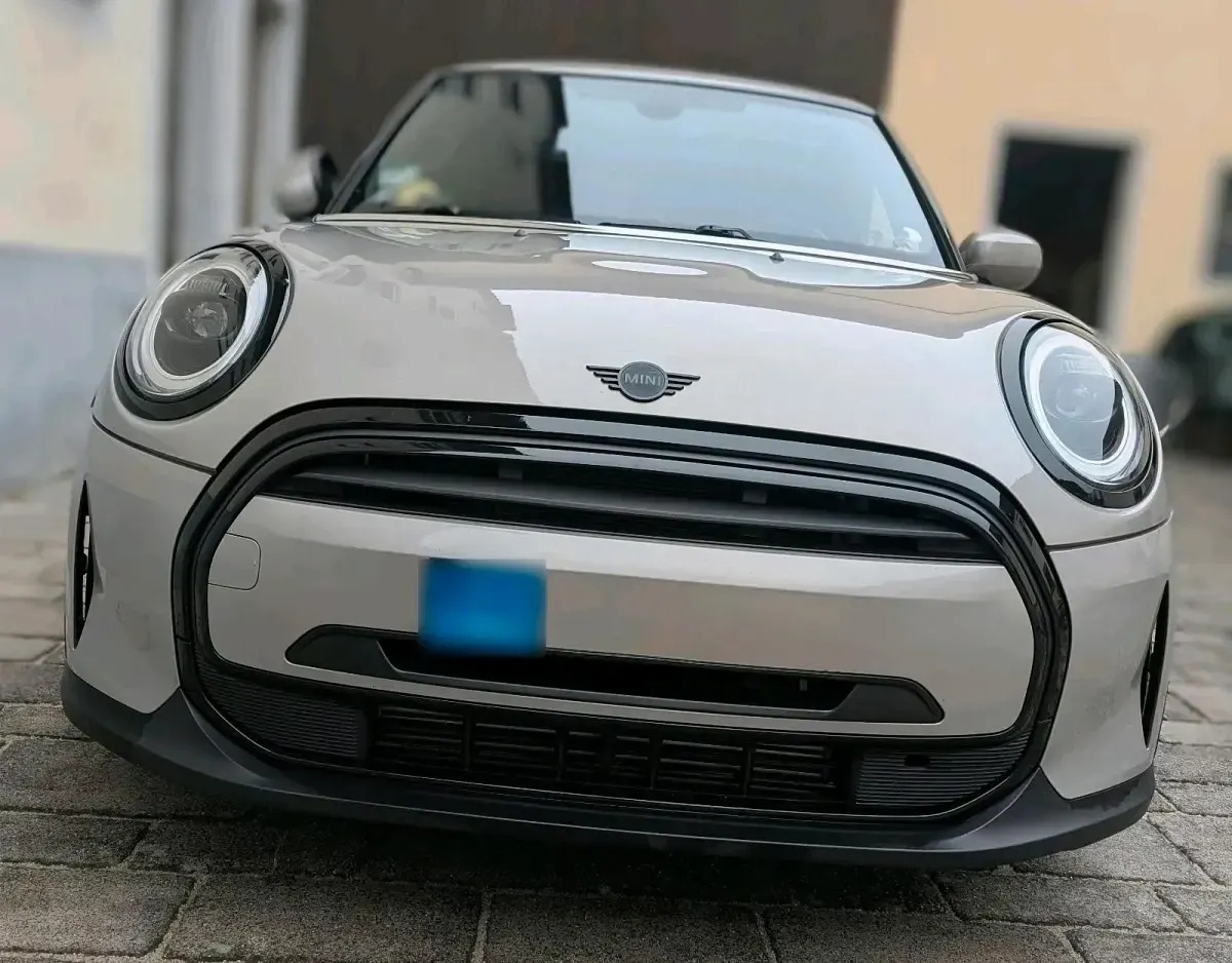 Gebraucht Mini ONE 102 PS (75 kW) 2021 Andere farben Kleinwagen