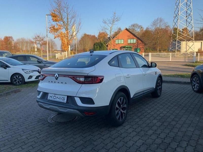 Gebraucht Renault Arkana Equilibre 140 PS (102 kW) 2023 Weiss SUV