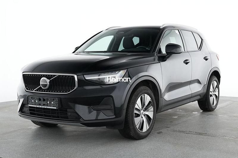 Gebraucht Volvo XC40 Core 163 PS (119 kW) 2023 Schwarz SUV