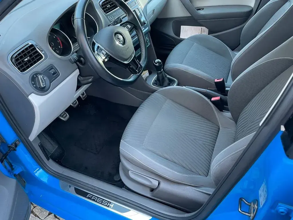 Gebraucht VW Polo 110 PS (80 kW) 2014 Blau Limousine