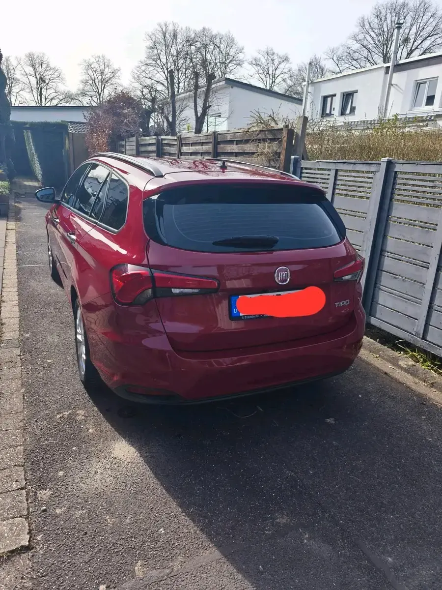 Gebraucht Fiat Tipo 110 PS (80 kW) 2017 Rot Kombi