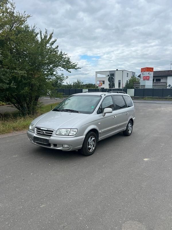 Gebraucht 2005 Hyundai Trajet Van / Kleinbus | 1.999 € - Bild 1/4