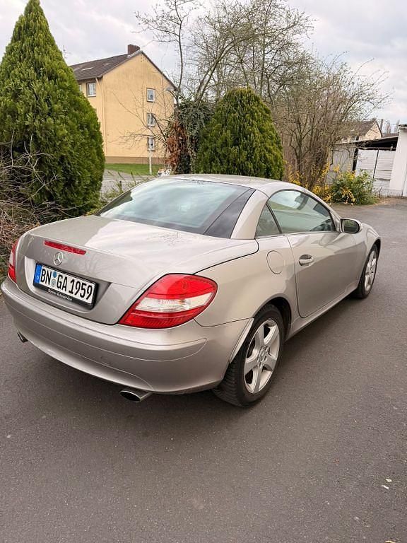 Second-hand Mercedes SLK200 163 CP (119 kW) 2006 Cabrio