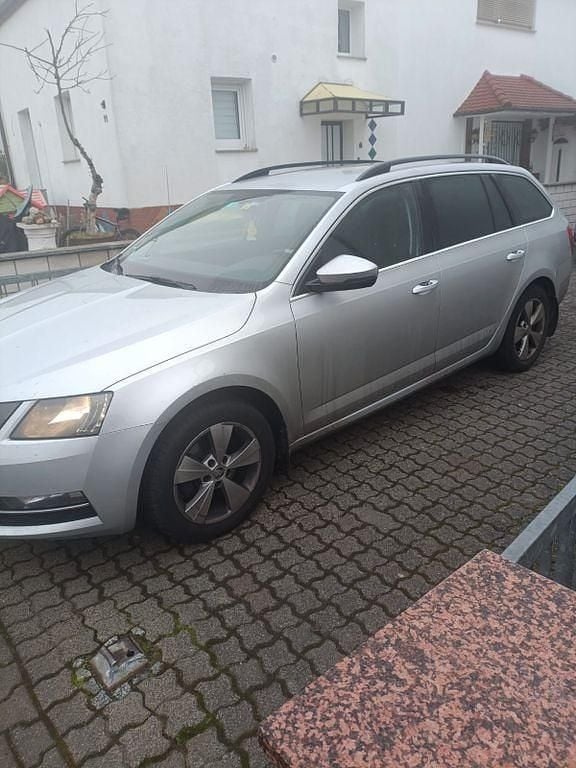 Gebraucht Skoda Octavia Style 150 PS (110 kW) 2018 Silber Kombi
