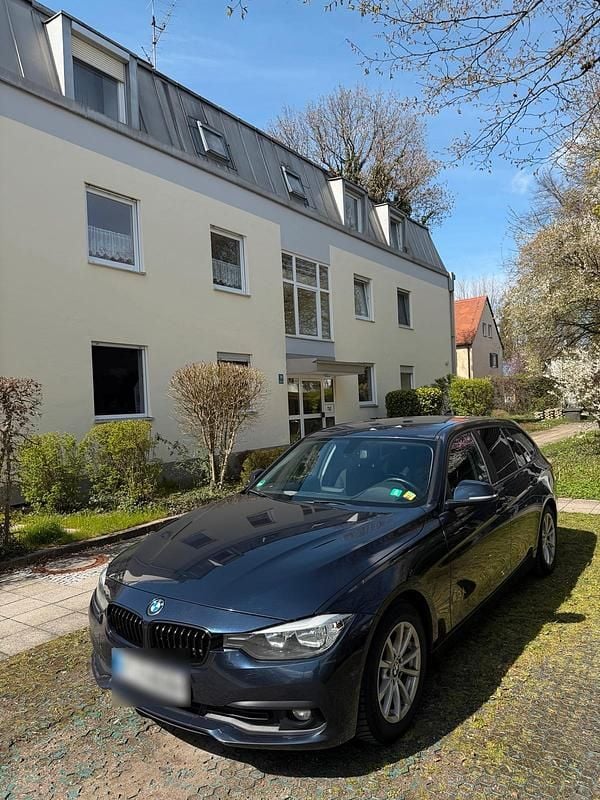Gebraucht BMW 320 2015 Blau Kombi