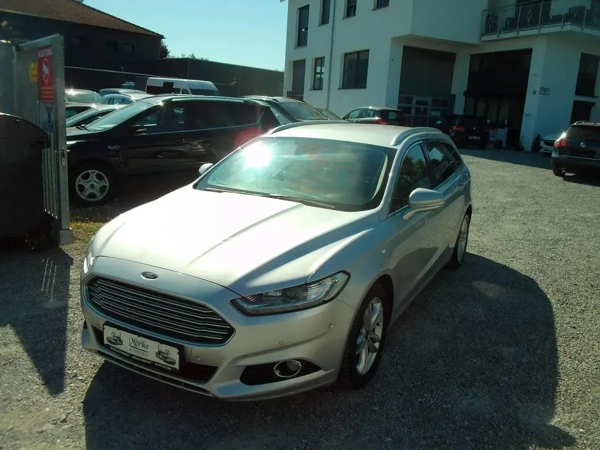 Gebraucht Ford Mondeo Titanium 150 PS (110 kW) 2015 Silber Kombi
