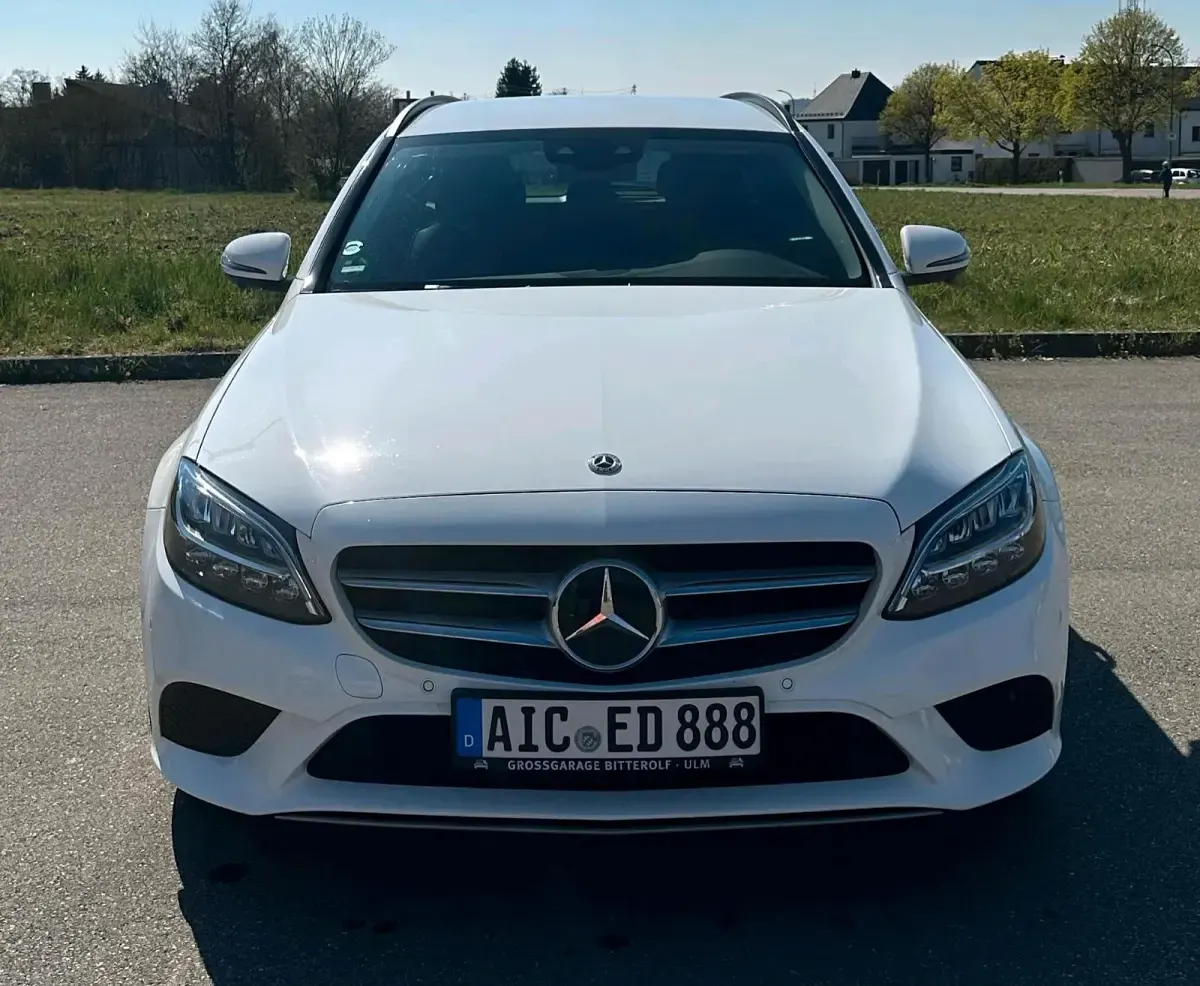 Gebraucht Mercedes C200 163 PS (119 kW) 2021 Weiß Kombi