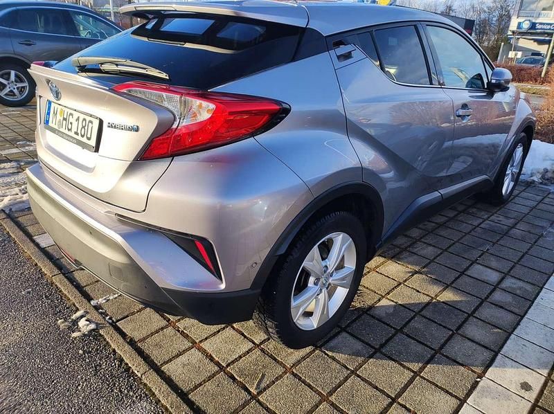Gebraucht Toyota C-HR Team 98 PS (72 kW) 2018 Silber SUV