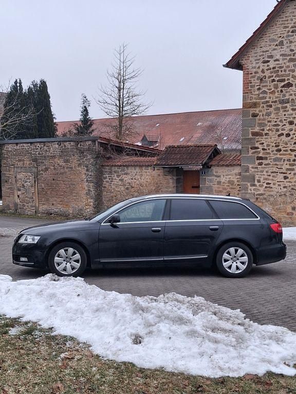 Gebraucht Audi A6 Ambiente 170 PS (125 kW) 2010 Schwarz Kombi