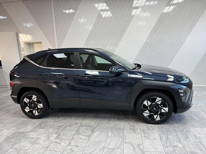 Denim blue Neu 2025 Hyundai Kona Prime SUV | 31.950 € (Fairer Preis) - Bild 1/4