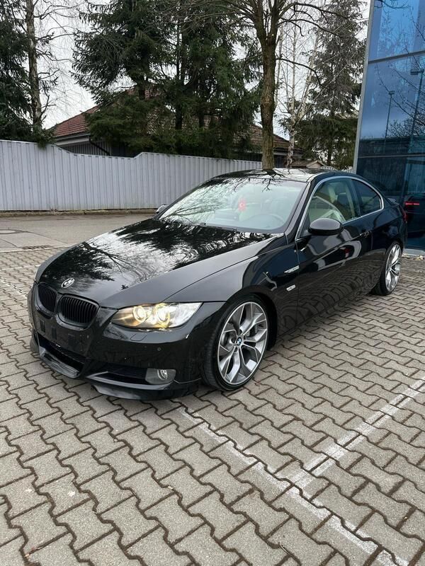 Schwarz Gebraucht 2007 BMW 330 Coupé | 10.500 € (Guter Preis) - Bild 1/4