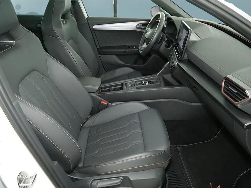 Gebraucht Cupra Leon VZ 333 PS (244 kW) 2024 Weiß Kombi