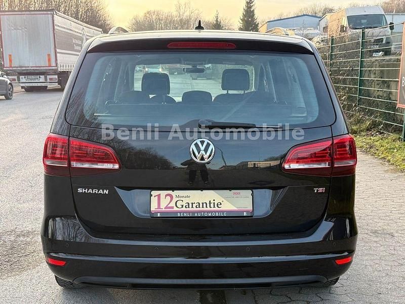 Gebraucht VW Sharan Comfortline 150 PS (110 kW) 2015 Schwarz Van / Kleinbus