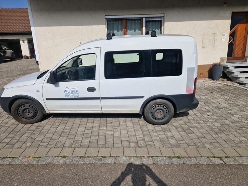 Gebraucht Opel Combo 75 PS (55 kW) 2006 Weiß Van / Kleinbus