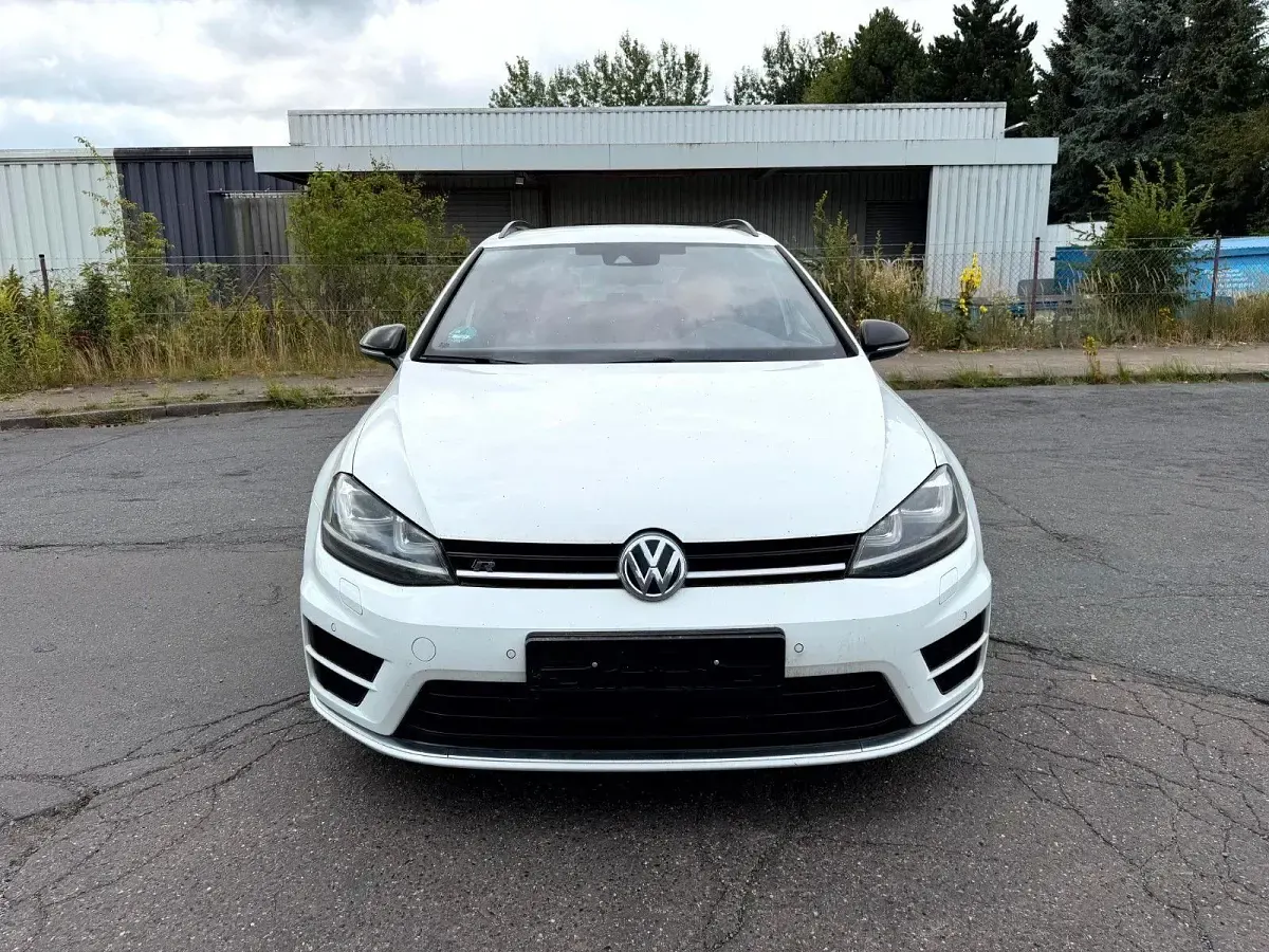 Gebraucht VW Golf VII R 300 PS (220 kW) 2016 Weiß Kombi