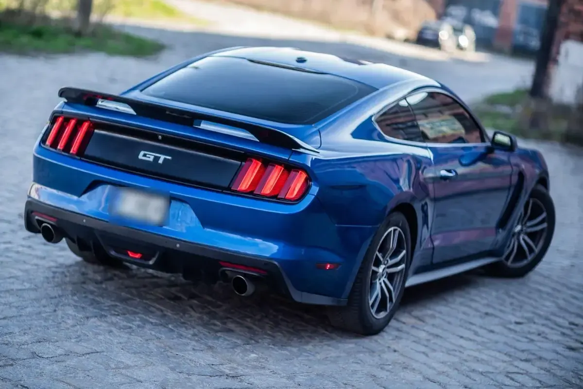 Gebraucht Ford Mustang GT Premium 426 PS (313 kW) 2017 Blau Coupé