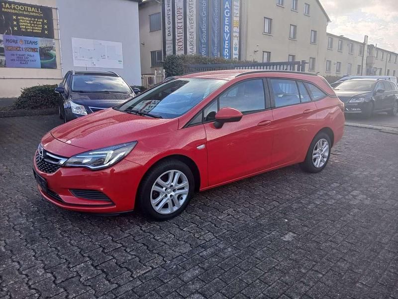 Gebraucht Opel Astra Innovation 110 PS (80 kW) 2017 Rot Kombi