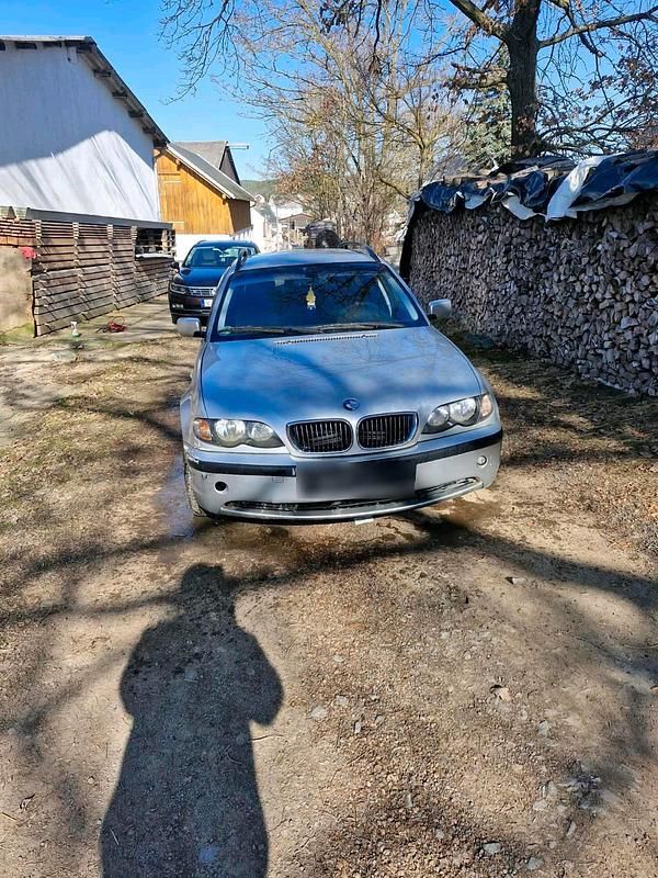 Gebraucht BMW 1500 116 PS (85 kW) 2005 Silber Kombi