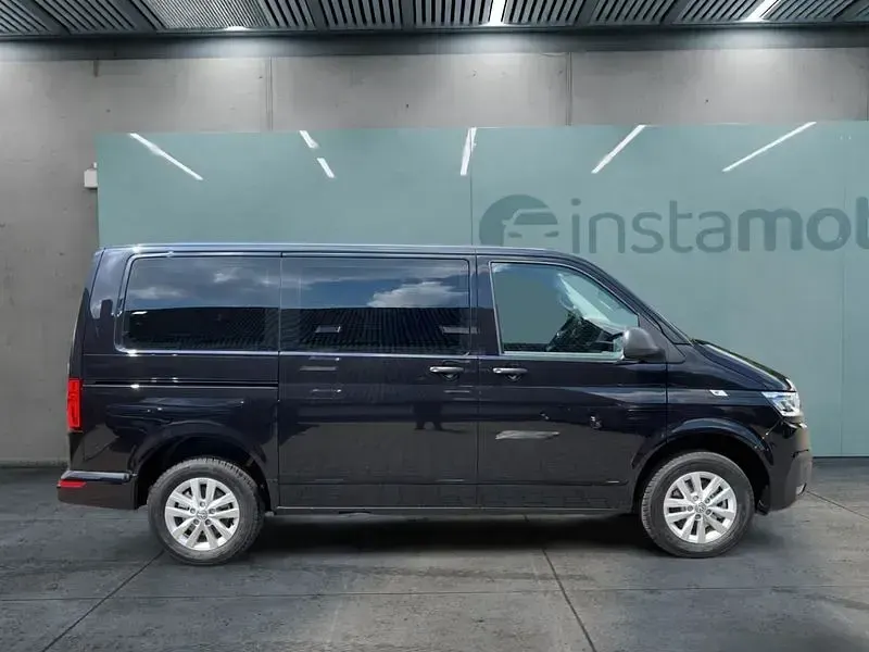 Gebraucht VW T7 150 PS (110 kW) 2024 Schwarz Van