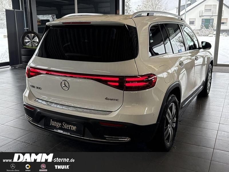 Gebraucht Mercedes EQB300 Progressive 167 kW (228 PS) 2024 Polarweiß SUV