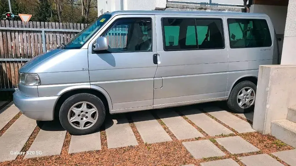 Usado VW T4 102 HP (75 kW) 2003 Prateado Van