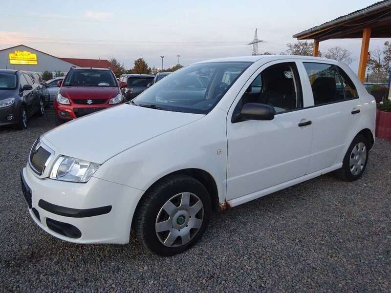 Candyweiss Gebraucht 2007 Skoda Fabia Cool Edition Limousine | 1.000 € (Guter Preis) - Bild 1/4