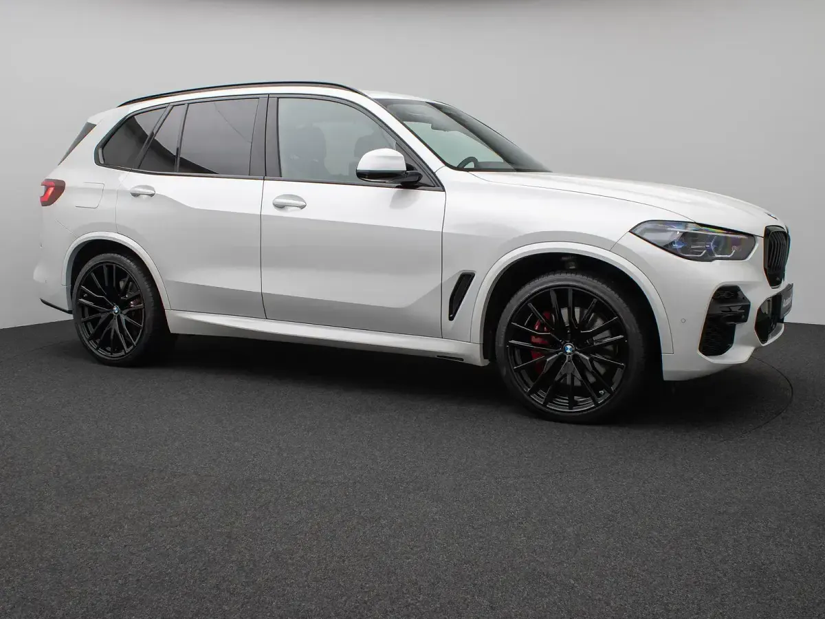 Gebraucht BMW X5 Performance 530 PS (389 kW) 2023 Weiß SUV