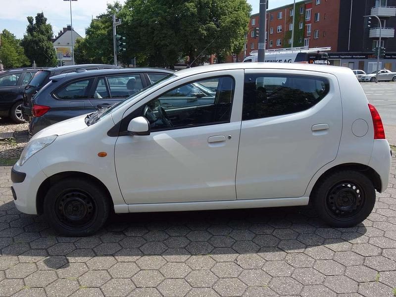 Weiß Gebraucht 2010 Nissan Pixo Acenta Kleinwagen | 5.499 € (Teuer) - Bild 1/4