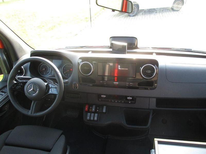 Neu Mercedes Sprinter 150 PS (110 kW) 2026 Weiß Van