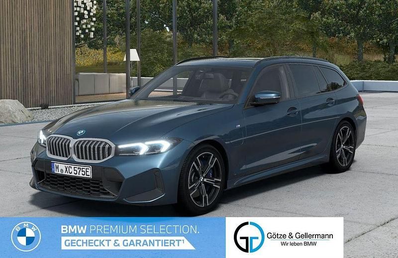 Arctic race blue Gebraucht 2025 BMW 330e M Sport Kombi | 47.940 € (Etwas zu teuer) - Bild 1/4