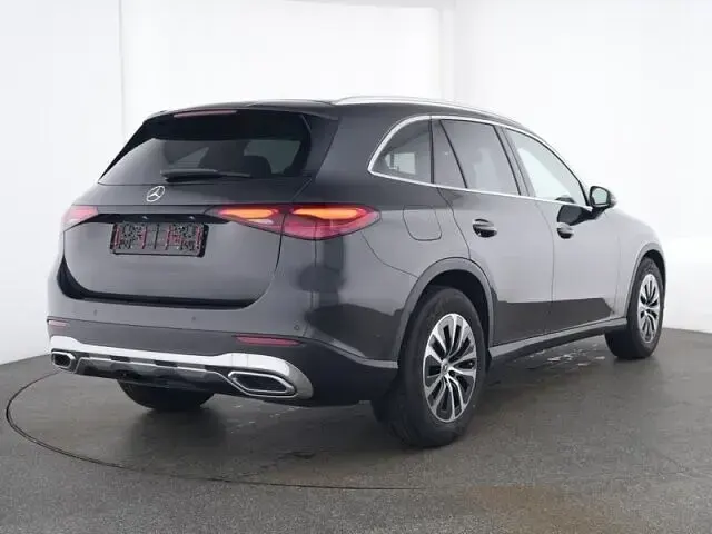 Gebraucht Mercedes GLC220 Advanced Plus 197 PS (144 kW) 2024 Lack graphitgrau SUV