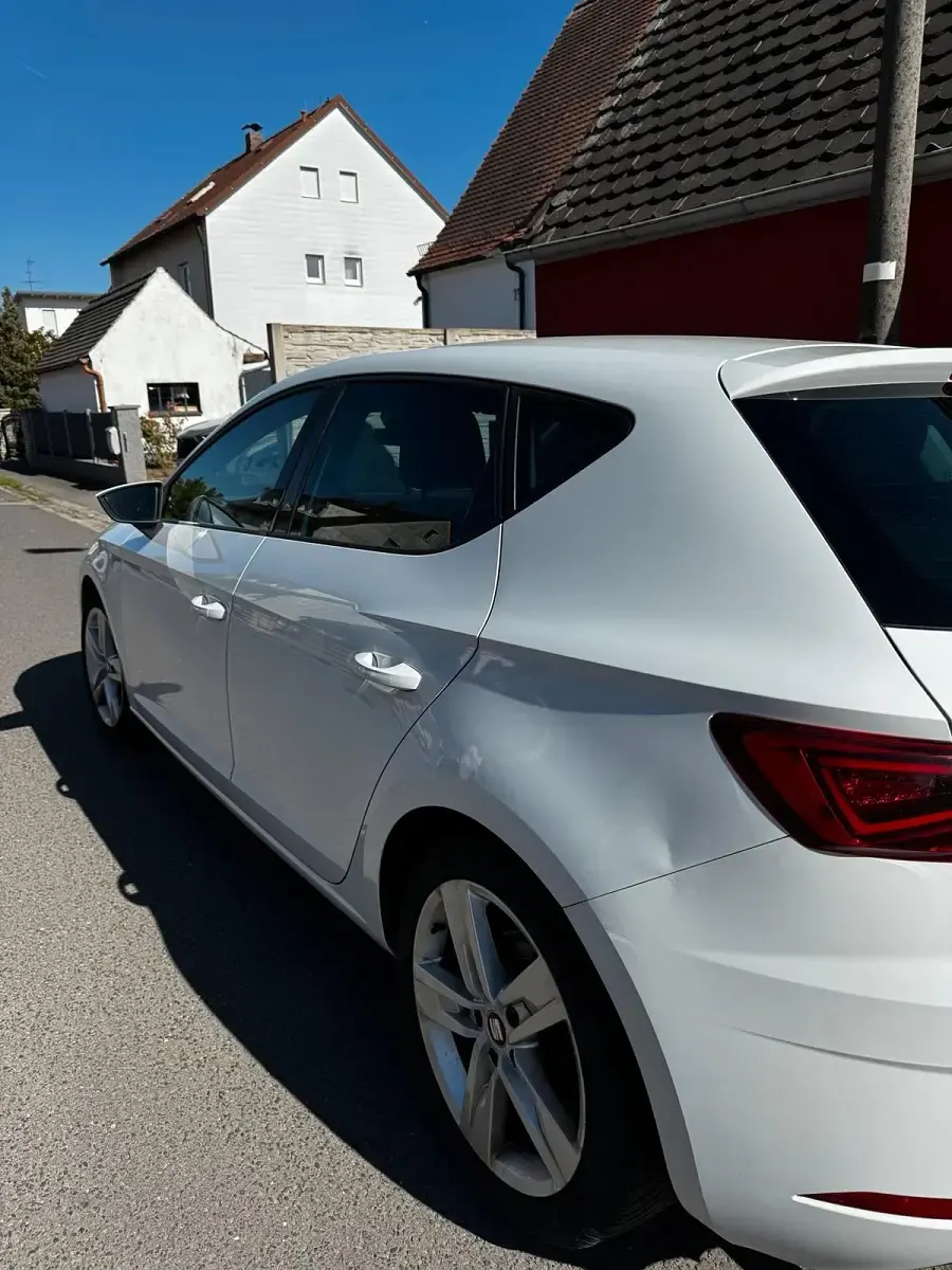 Gebraucht Seat Leon FR 154 PS (113 kW) 2017 Weiß Limousine
