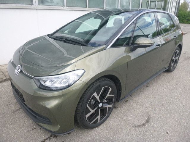 Grün Gebraucht 2024 VW ID.3 Pro Kleinwagen | 29.900 € (Superpreis) - Bild 1/4