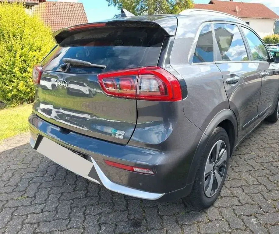 Occasion Kia Niro Vision 141 ch (103 kW) 2019 Gris SUV