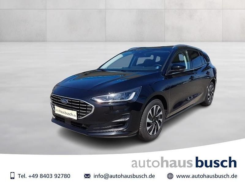 Schwarz Gebraucht 2024 Ford Focus Titanium Limousine | 24.980 € (Fairer Preis) - Bild 1/4